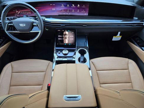 New 2026 Cadillac Escalade Luxury w/ Touring Package image 13
