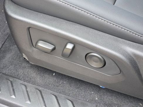 New 2026 GMC Canyon Elevation w/ Convenience Package image 24