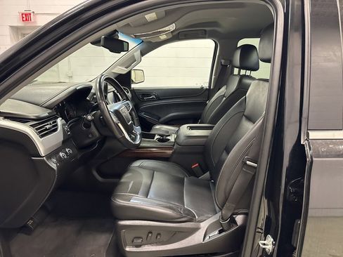 Used 2020 GMC Yukon XL SLT image 9