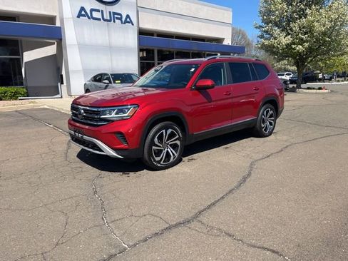 Used 2023 Volkswagen Atlas SEL AWD/4WD image 32
