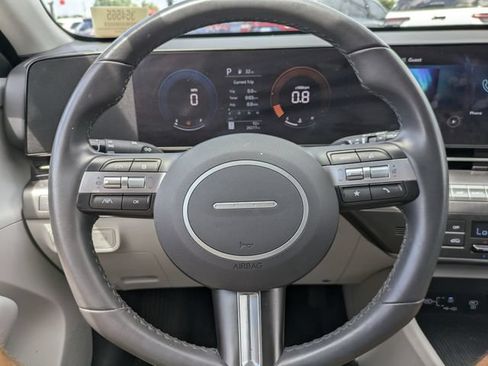 Used 2025 Hyundai Kona SEL AWD/4WD image 26
