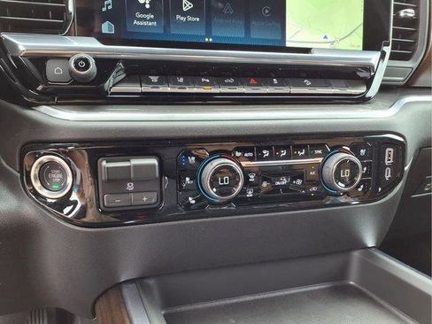 New 2026 Chevrolet Silverado 2500 High Country w/ High Country Premium Package AWD/4WD image 17