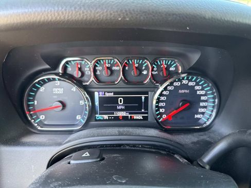 Used 2017 GMC Yukon XL SLE w/ SLE Value Package image 37