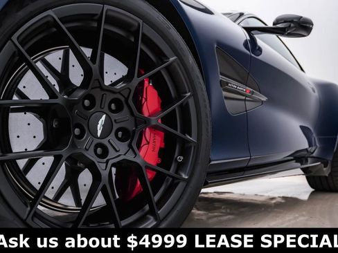 New 2025 Aston Martin Vanquish RWD image 5