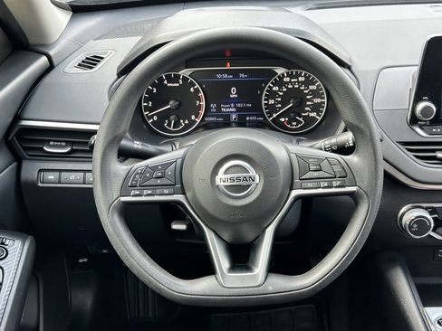 Certified 2022 Nissan Altima 2.5 SV image 12