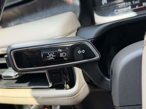 Used 2022 Lincoln Aviator Reserve w/ Elements Package Plus image 24