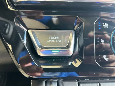 Used 2026 GMC Sierra 2500 Denali Ultimate AWD/4WD image 24