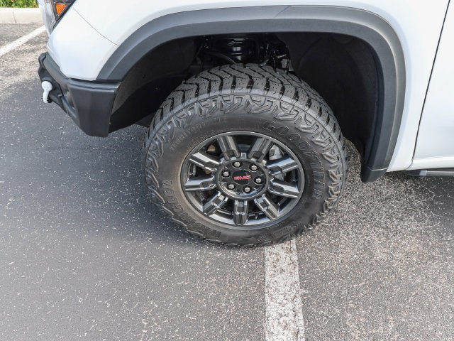 Used 2024 GMC Sierra 1500 AT4X AWD/4WD image 31