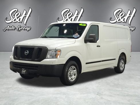 Used 2020 Nissan NV 2500 SV image 20