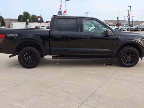 Used 2025 Ford F150 XLT w/ Equipment Group 301A Standard AWD/4WD image 4