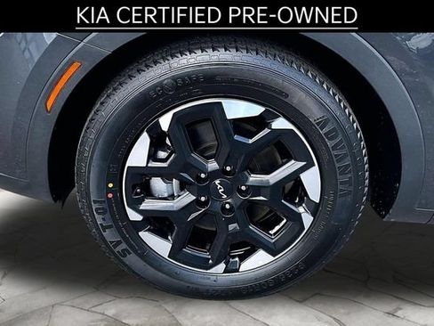 Certified 2024 Kia Sorento S FWD image 8