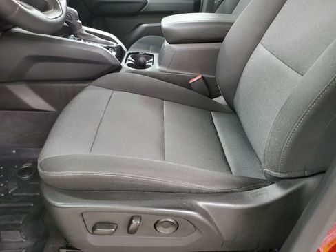 Used 2023 Chevrolet Colorado Trail Boss w/ Technology Package image 15