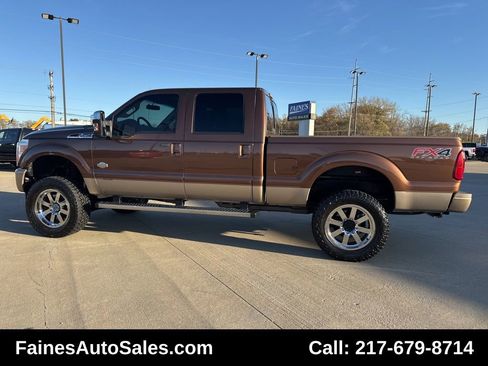 Used 2012 Ford F250 King Ranch w/ King Ranch w/Chrome Pkg image 12
