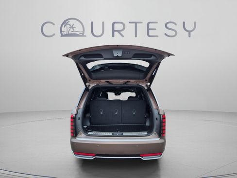 New 2026 Hyundai Palisade Calligraphy FWD image 9