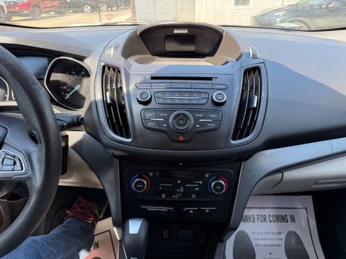 Used 2017 Ford Escape SE AWD/4WD image 10