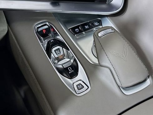 Used 2025 Chevrolet Corvette Z06 RWD image 18