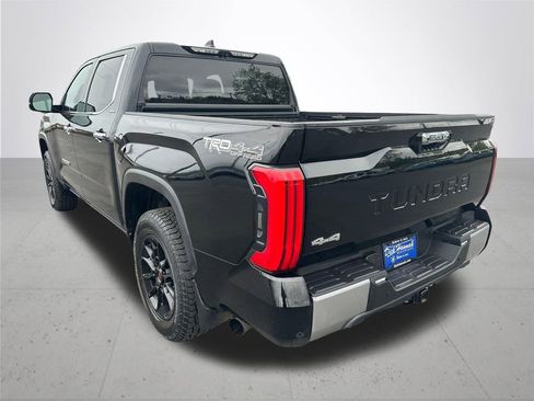 Certified 2022 Toyota Tundra Limited w/ TRD Off-Road Package AWD/4WD image 10