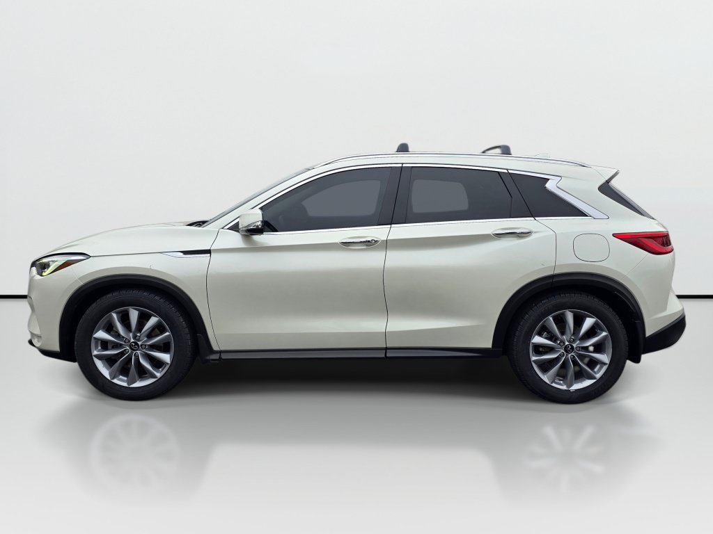 Used 2021 INFINITI QX50 Essential w/ Convenience Package AWD/4WD image 2