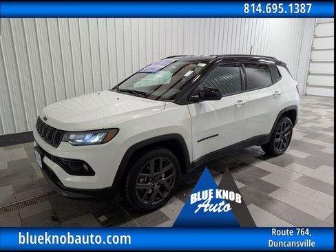Used 2026 Jeep Compass Limited AWD/4WD image 1