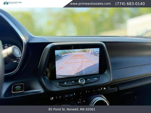 Used 2017 Chevrolet Camaro SS RWD image 24