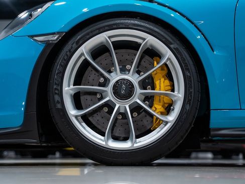 Used 2019 Porsche 911 GT3 RS image 12