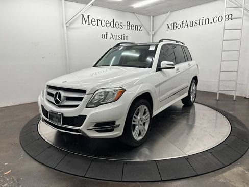 Used 2015 Mercedes-Benz GLK 350 2WD image 3