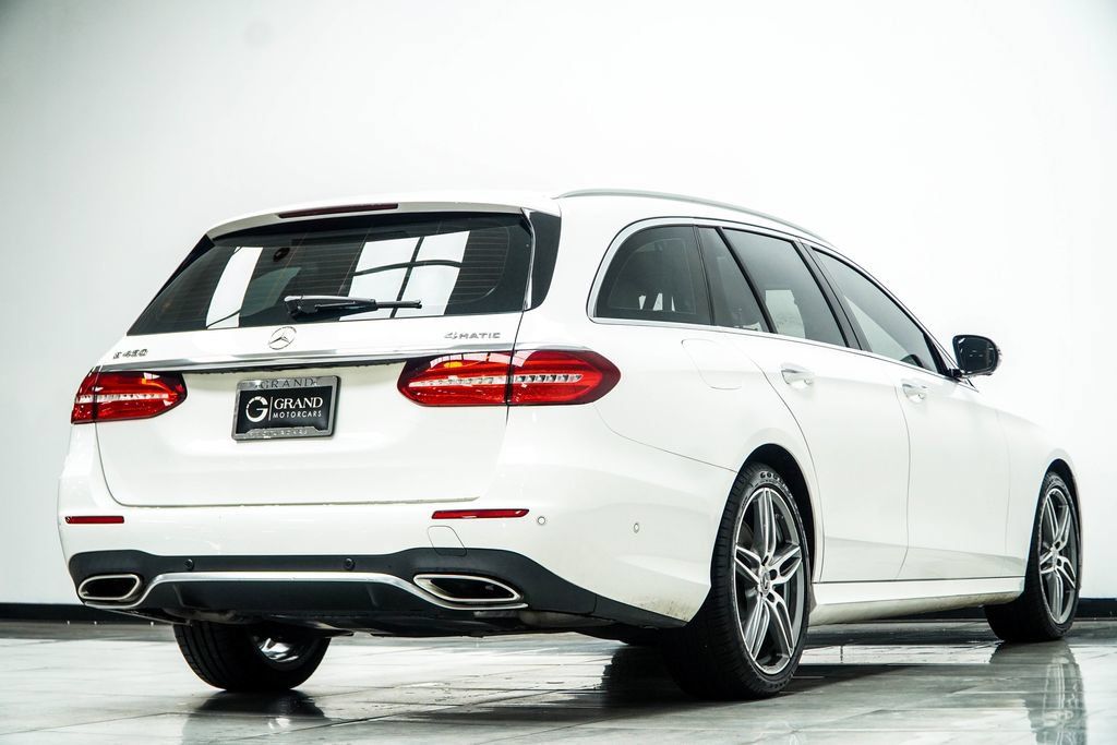 Used 2019 Mercedes-Benz E 450 4MATIC Wagon image 18