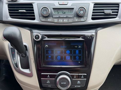 Used 2014 Honda Odyssey EX image 17