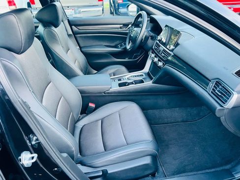 Used 2022 Honda Accord Sport image 16