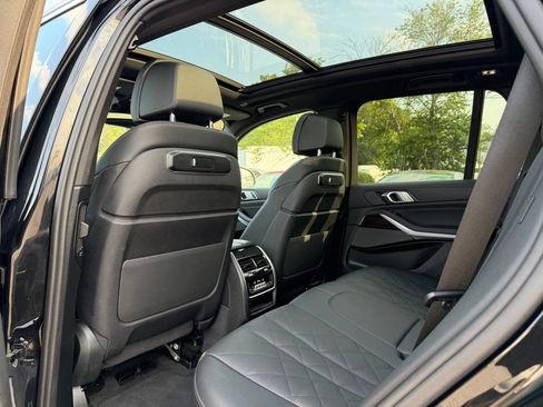 Used 2024 BMW X5 xDrive40i w/ Premium Package AWD/4WD image 25