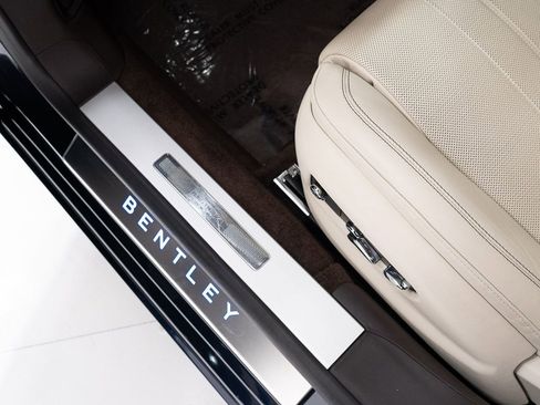 Used 2020 Bentley Flying Spur W12 AWD/4WD image 12