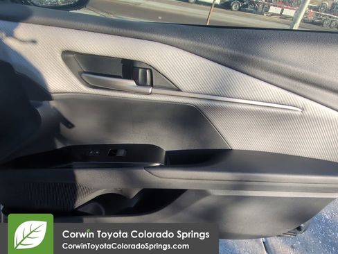 New 2026 Toyota Camry SE w/ Convenience Package image 30