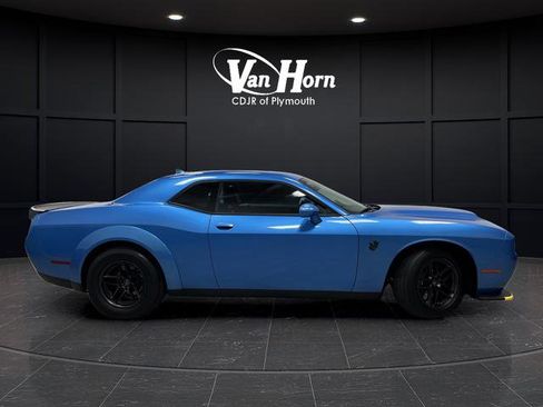 Used 2023 Dodge Challenger SRT Hellcat Redeye image 2