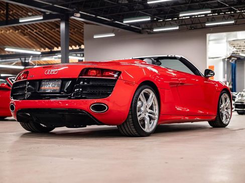 Used 2011 Audi R8 V10 AWD/4WD image 37