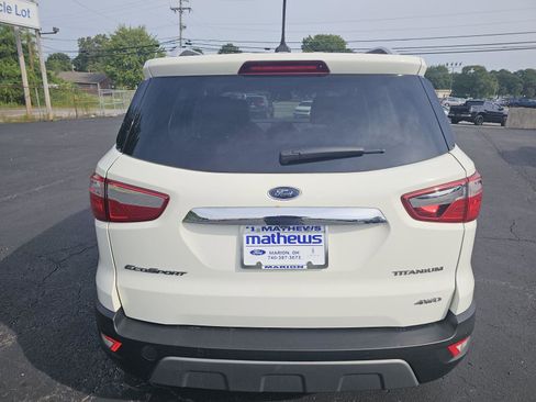 Used 2022 Ford EcoSport Titanium image 4