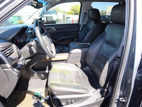 Used 2019 GMC Yukon Denali w/ Open Road Package image 8