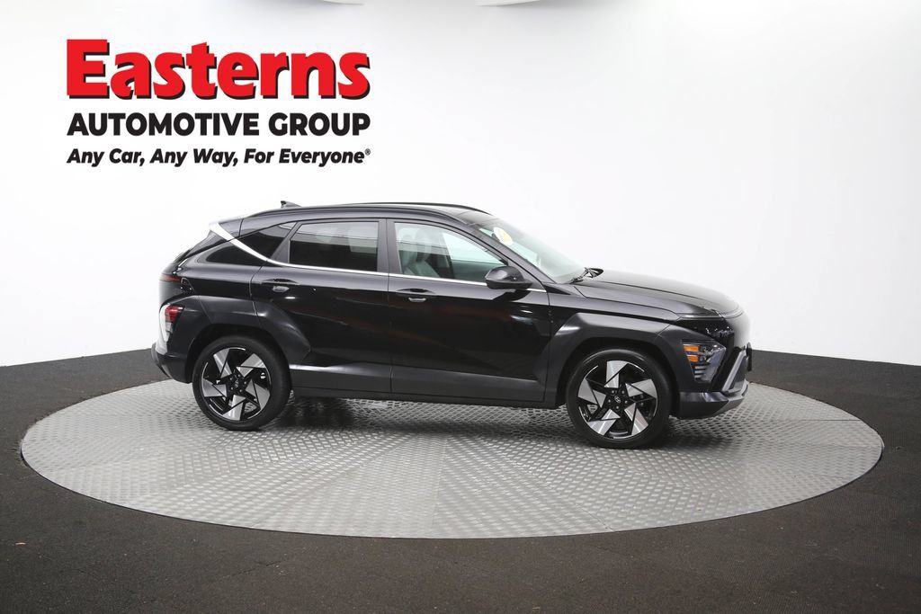 Used 2024 Hyundai Kona Limited FWD image 48