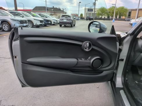 Used 2019 MINI Cooper 2-Door Hardtop FWD image 13