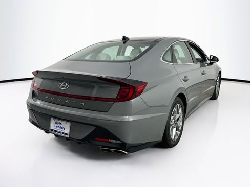 Used 2023 Hyundai Sonata SEL w/ Convenience Package FWD image 5