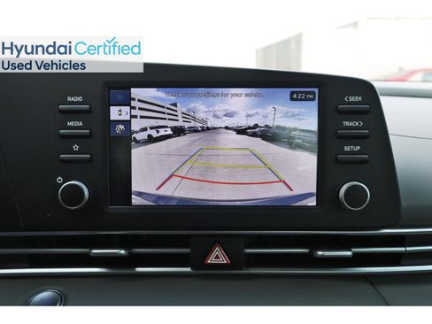 Certified 2025 Hyundai Elantra Sport image 26