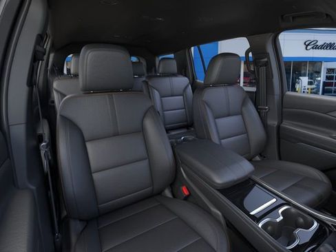 New 2026 Chevrolet Traverse High Country image 17
