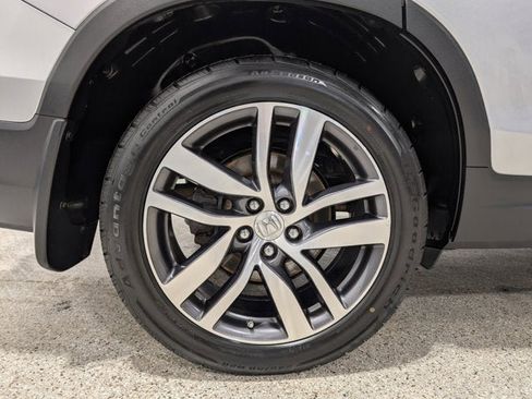 Used 2017 Honda Pilot Elite image 11