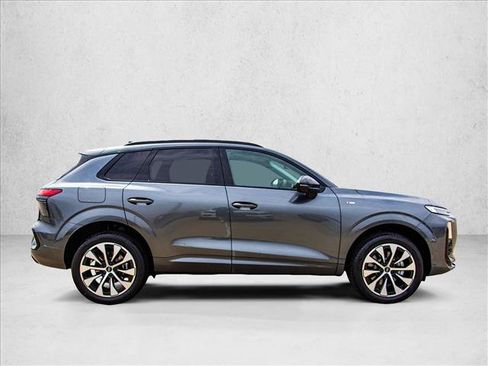 New 2026 Audi Q3 quattro 2.0T AWD/4WD image 4