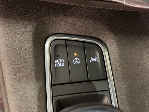 Used 2021 Cadillac Escalade Sport AWD/4WD image 38