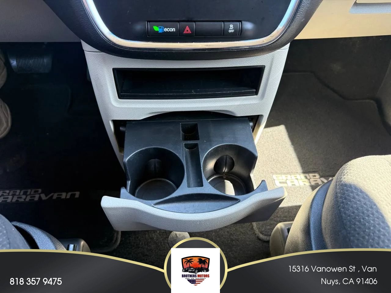 Used 2015 Dodge Grand Caravan American Value Package w/ UConnect Hands-Free Group FWD image 50