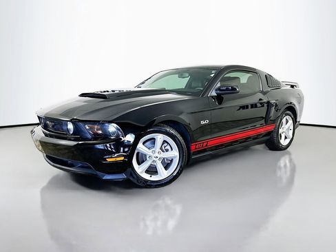 Used 2012 Ford Mustang GT Premium w/ GT Coupe Accessory Pkg 5 image 3