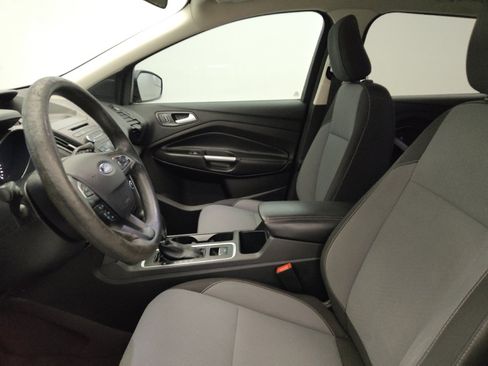 Used 2018 Ford Escape SE FWD image 17