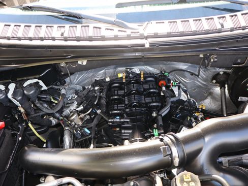 Used 2021 Ford Expedition Max XLT RWD image 23