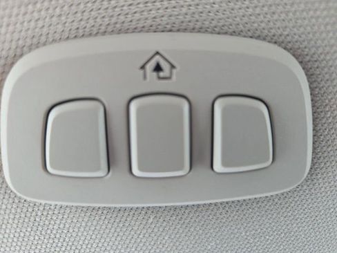 Used 2020 Lincoln Continental Reserve image 34