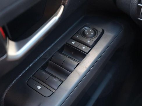 New 2025 Toyota Tacoma TRD Sport image 17